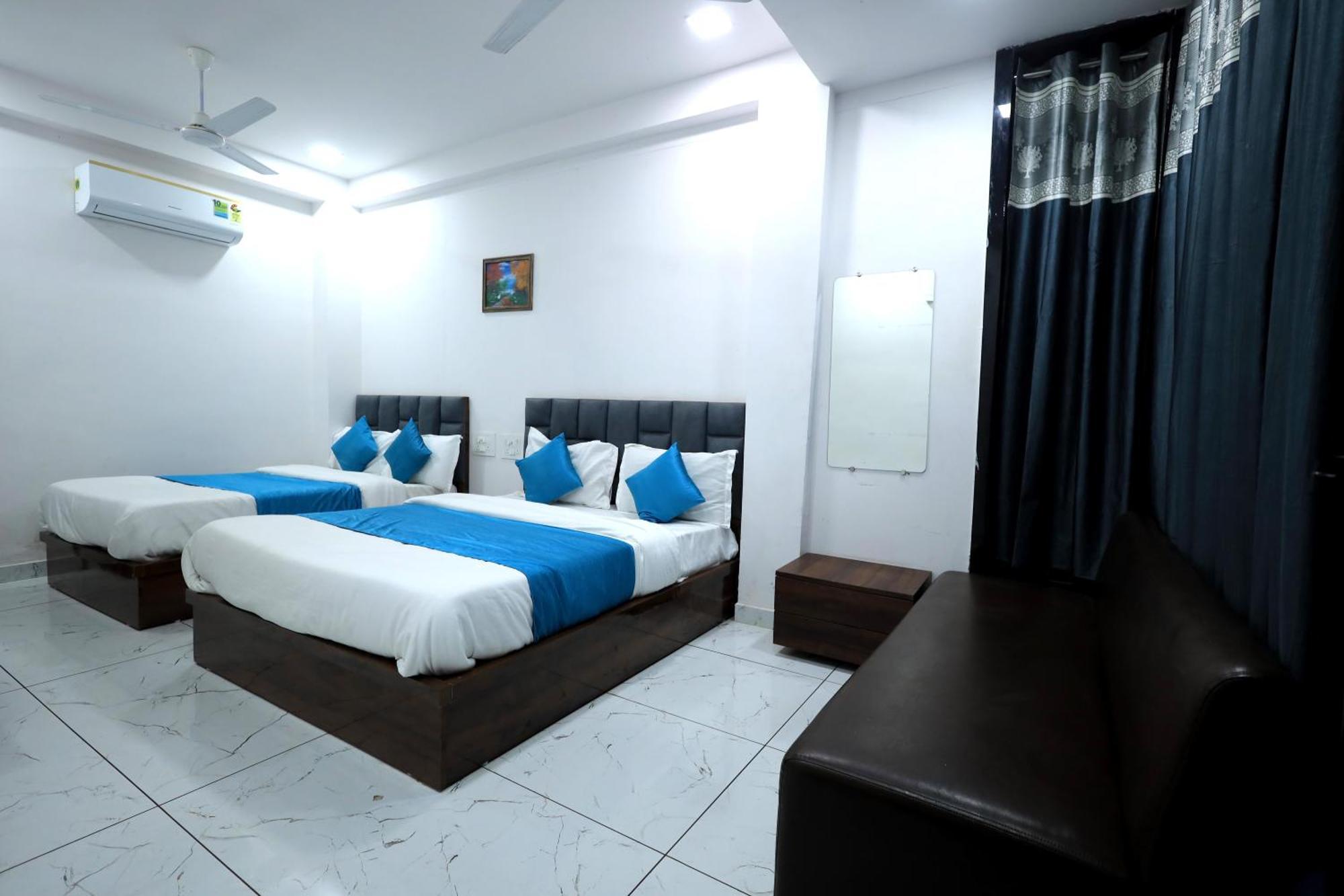 Hotel Season Ahmedabad Exterior photo