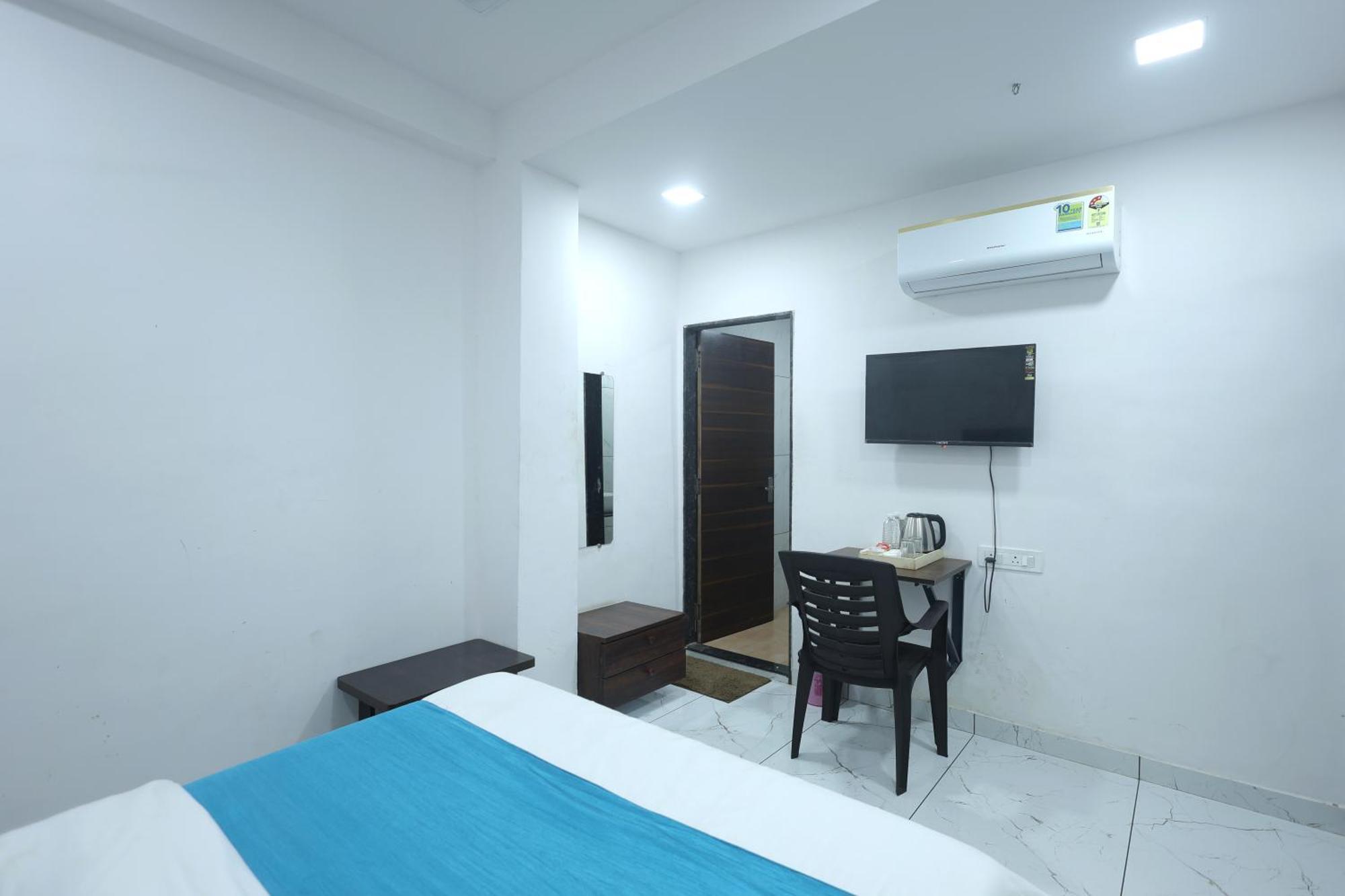 Hotel Season Ahmedabad Exterior photo